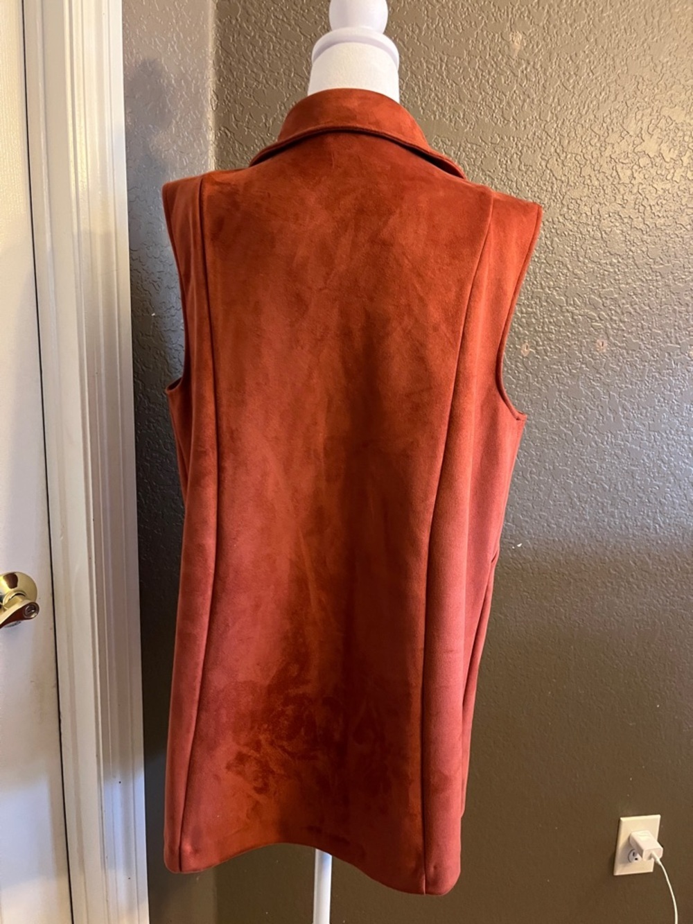 Attyre Classic Rust Sleeveless Blazer Vest - Women's size L - Picture 4 of 8